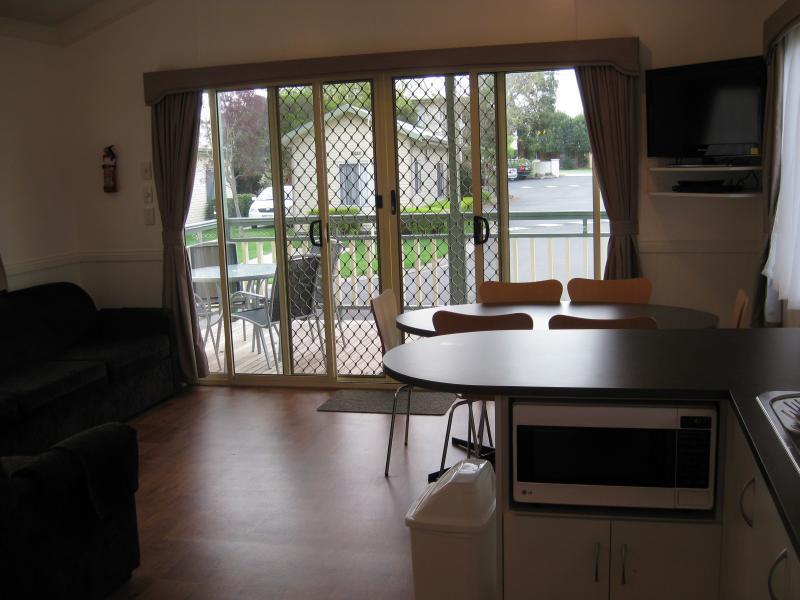 Big4 Mornington Peninsula Holiday Park Frankston Exterior photo
