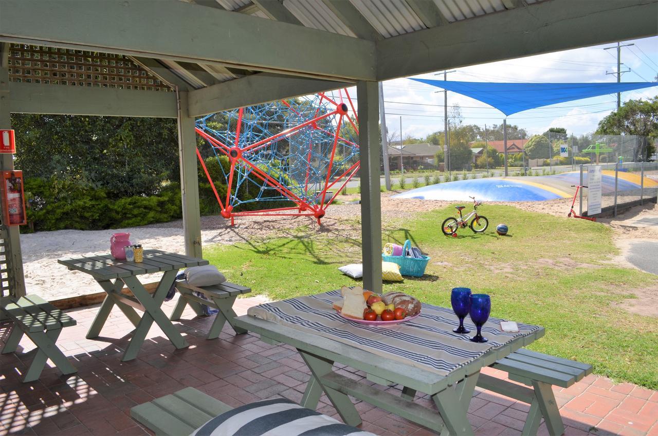Big4 Mornington Peninsula Holiday Park Frankston Exterior photo
